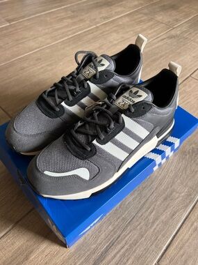 Adidas ZX 700 HD